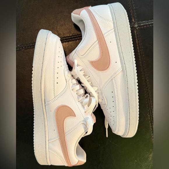 Women’s size 7.5 - Nike Air Force 1 '07 Next Nature Fossil Rose - Picture 7 of 7
